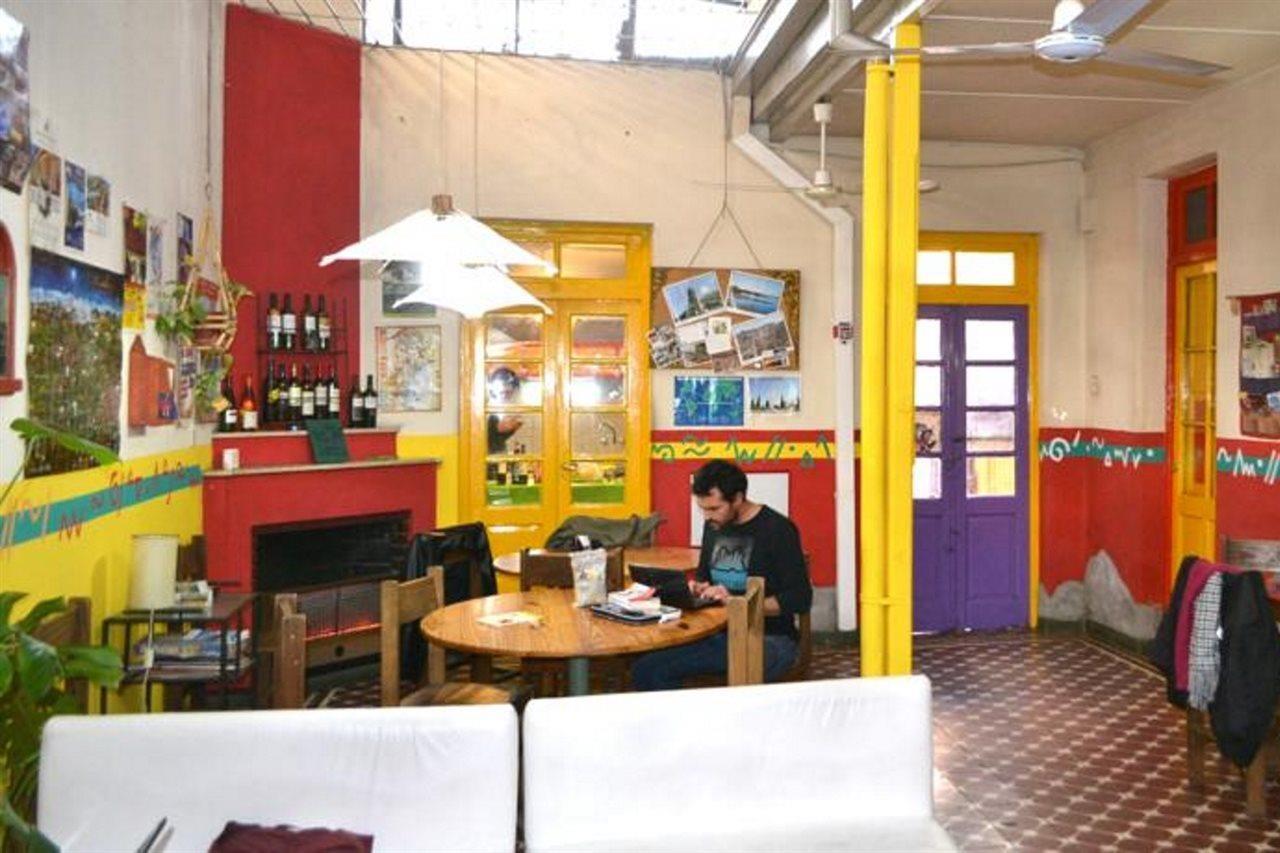 Casa Pueblo Hostel Capdevila Luaran gambar
